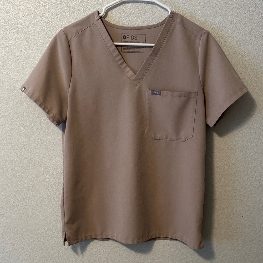 Figs One Pocket Scrub Top